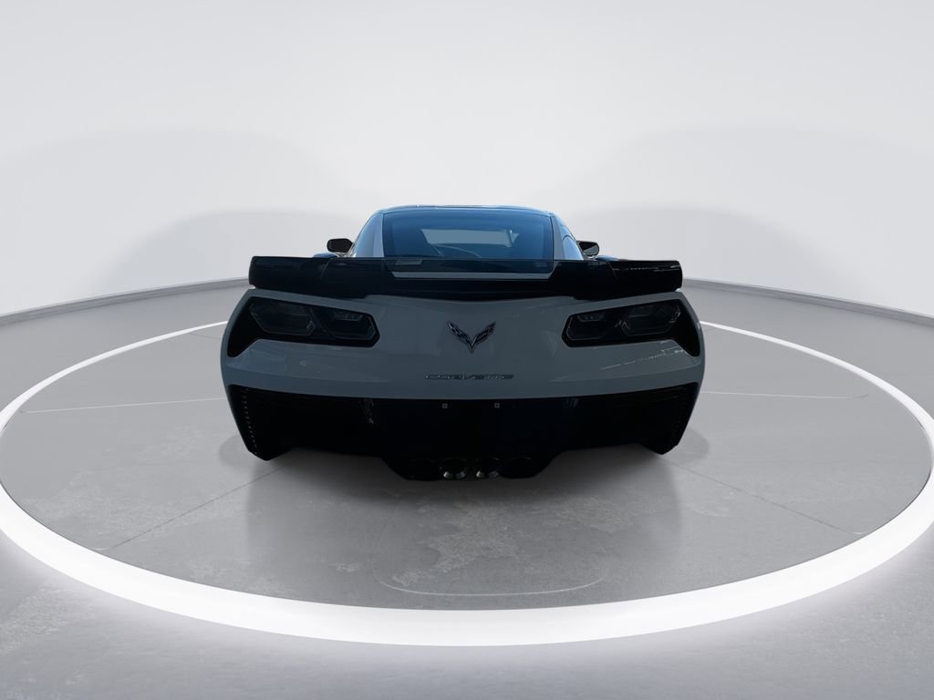 Used 2015 Chevrolet Corvette Z06 w/ 3LZ Preferred Equipment Group image 7