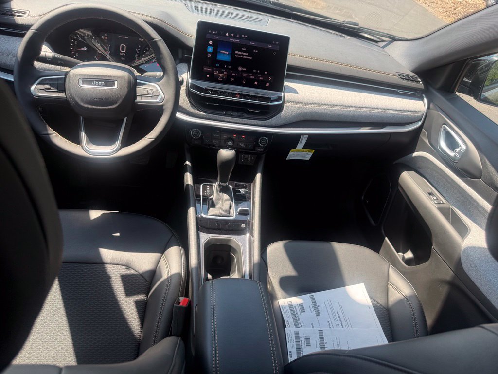 New 2026 Jeep Compass Latitude AWD/4WD image 38