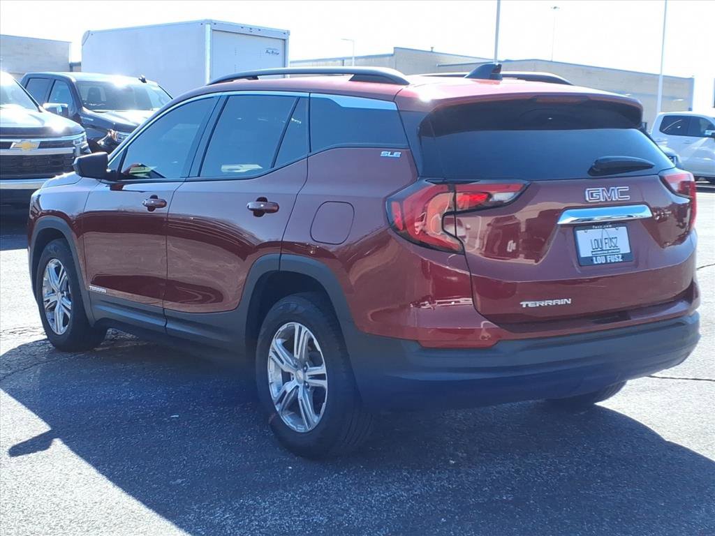 Used 2018 GMC Terrain SLE w/ Driver Convenience Package image 5