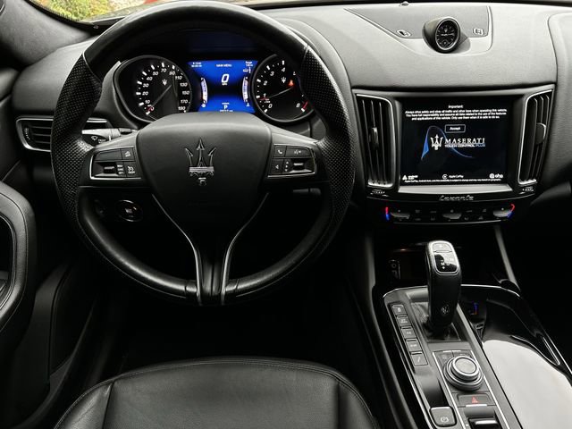 Used 2020 Maserati Levante AWD/4WD image 13