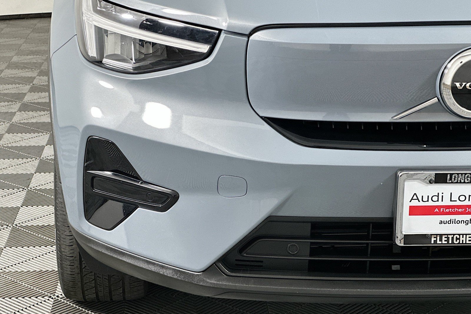 Used 2023 Volvo XC40 Recharge Core AWD/4WD image 16