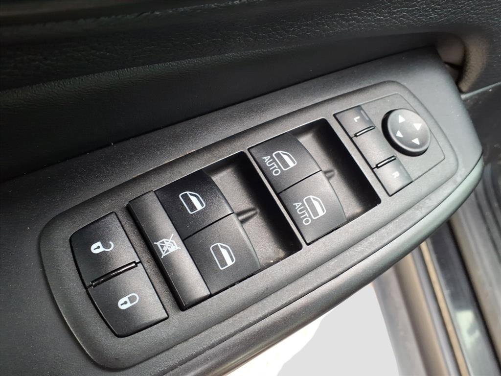 Used 2022 Jeep Cherokee Trailhawk w/ Sun, Sound & Nav Group image 13