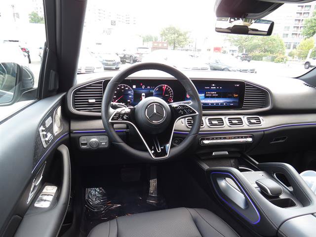 Used 2025 Mercedes-Benz GLE 450e 4MATIC w/ Driver Assistance Package image 10