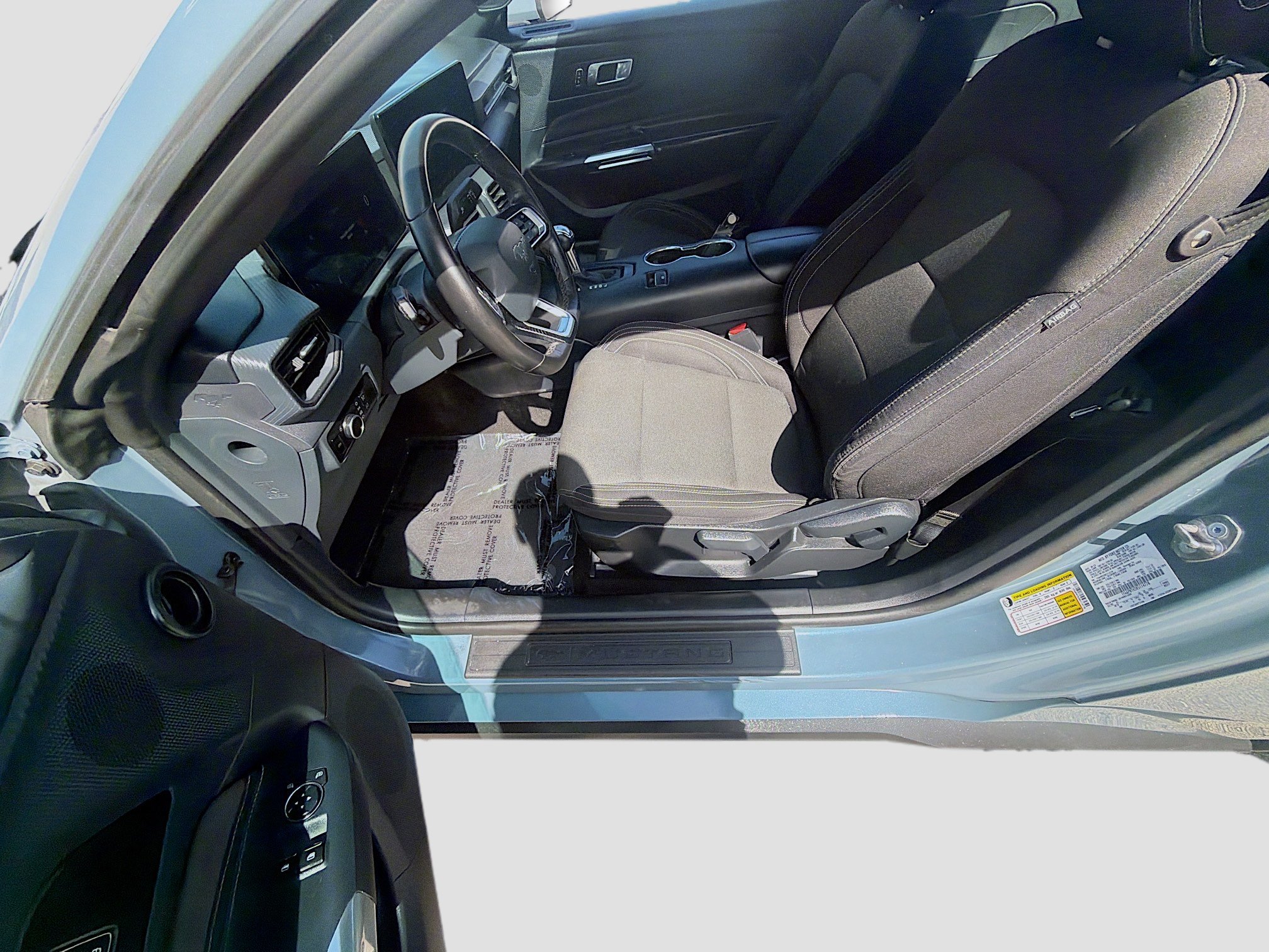 Used 2024 Ford Mustang Coupe RWD image 17