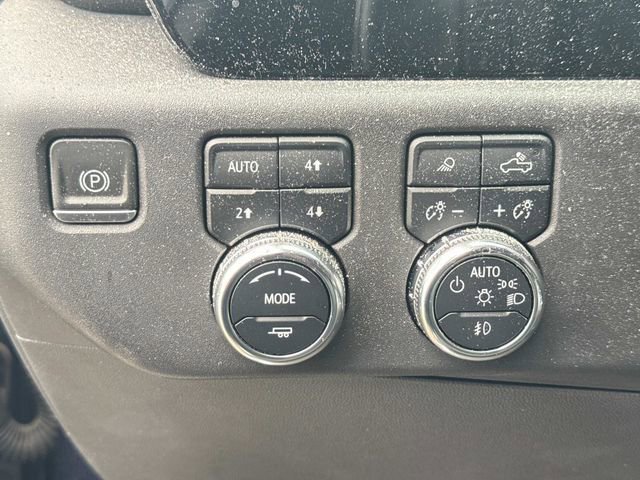 Used 2023 GMC Sierra 1500 SLT AWD/4WD image 28