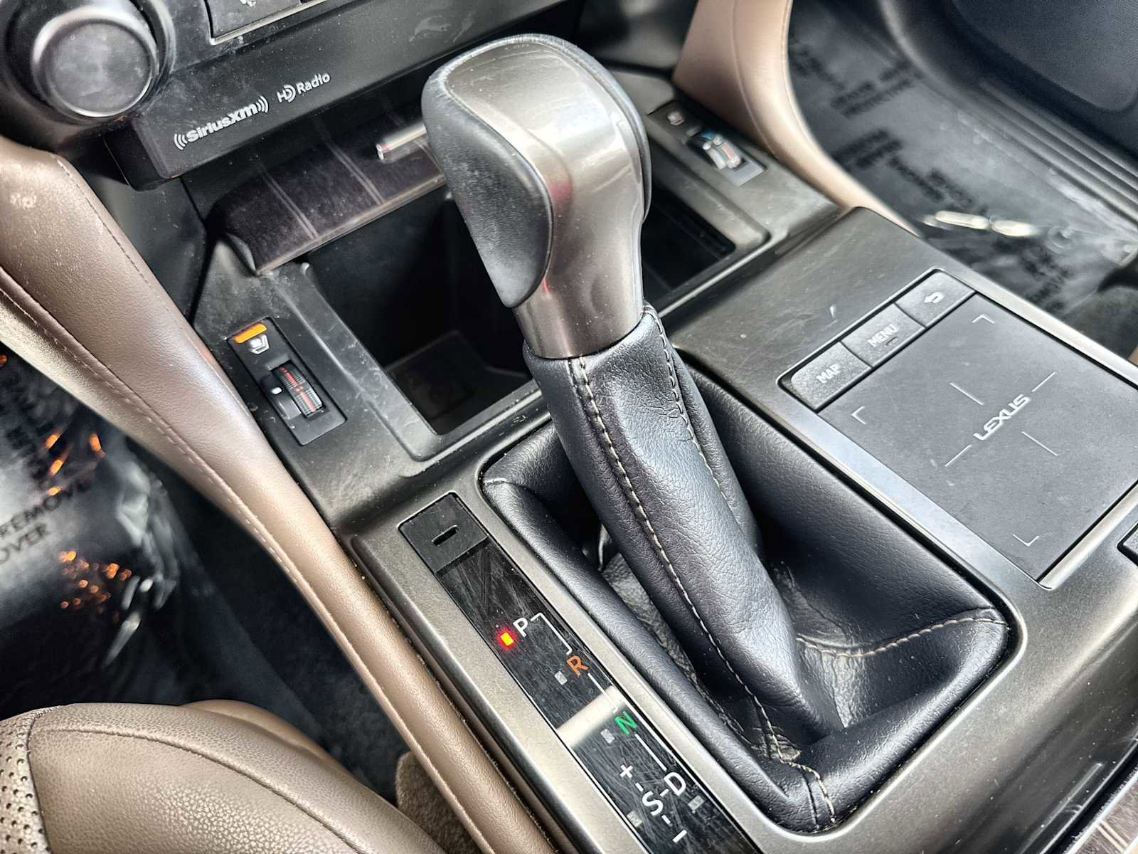 Used 2023 Lexus GX 460 Premium w/ Premium Package image 23