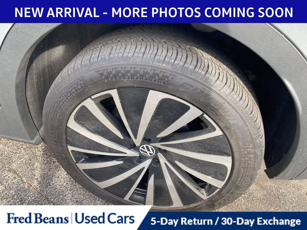 Used 2023 Volkswagen ID.4 Pro S Plus image 7
