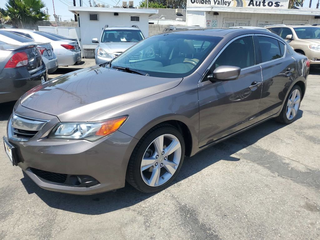 Used 2015 Acura ILX w/ Premium Package