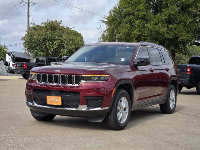 Certified 2024 Jeep Grand Cherokee L Laredo AWD/4WD image 3