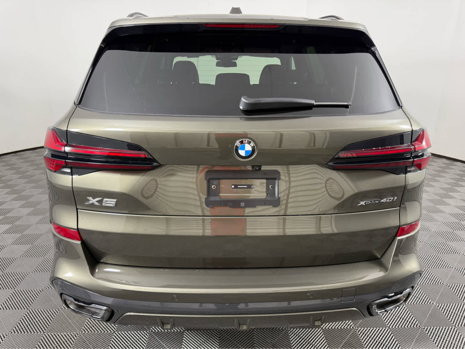 New 2026 BMW X5 xDrive40i w/ M Sport Package image 5