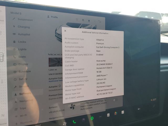 Used 2022 Tesla Model S Plaid AWD/4WD image 20