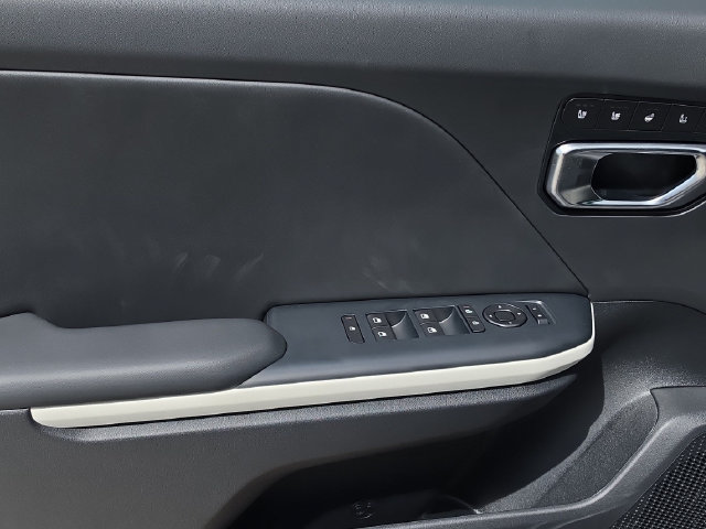New 2026 Kia K4 GT-Line w/ GT-Line Premium Package FWD image 16