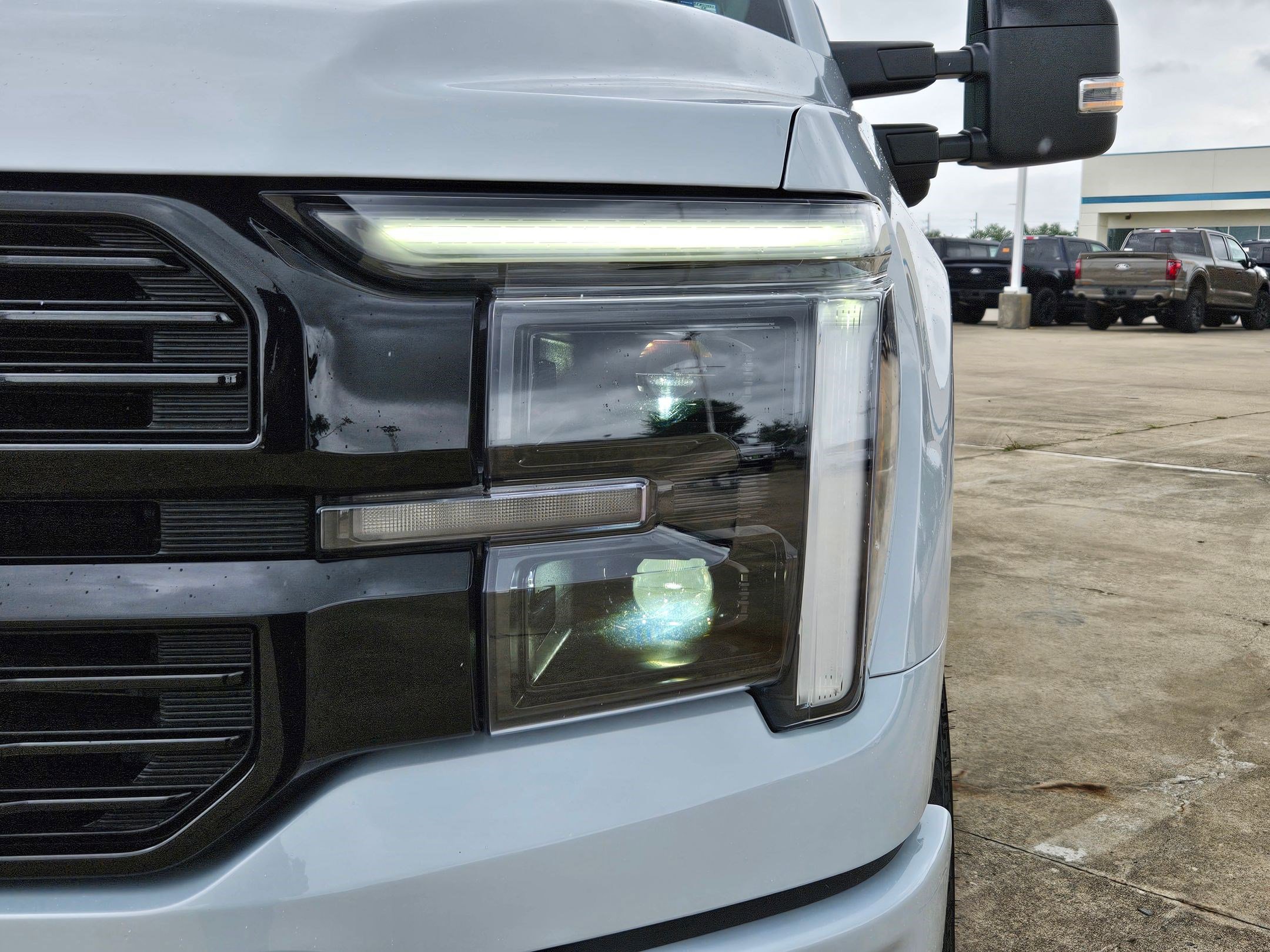 Used 2025 Ford F150 Platinum AWD/4WD image 12
