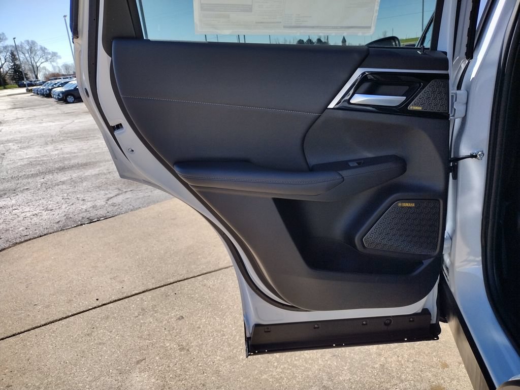 New 2026 Mitsubishi Outlander SE AWD/4WD image 31