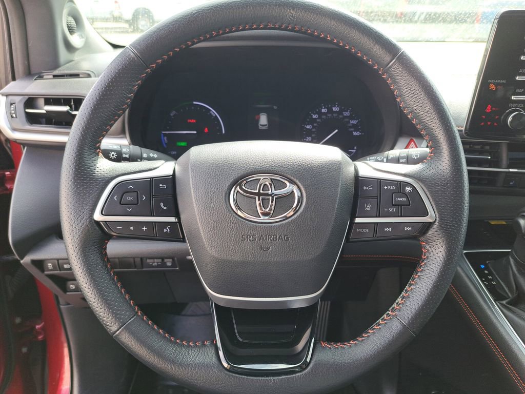 Used 2021 Toyota Sienna XSE w/ XSE Plus Package image 22