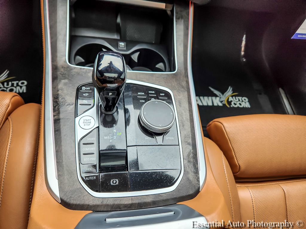 Used 2022 BMW X5 xDrive40i w/ Luxury Seating Package AWD/4WD image 15