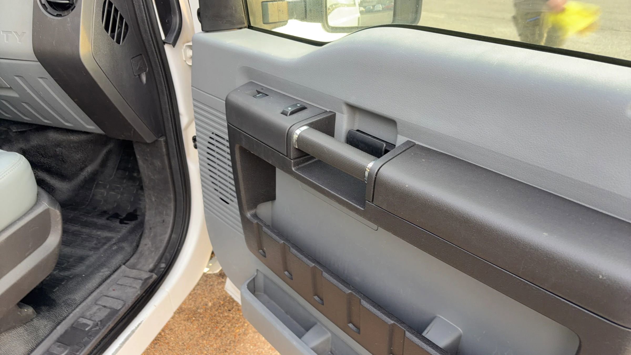 Used 2016 Ford F250 XL w/ Power Equipment Group image 8