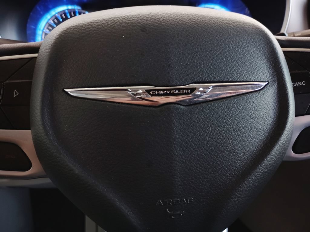 Used 2023 Chrysler Voyager LX FWD image 30