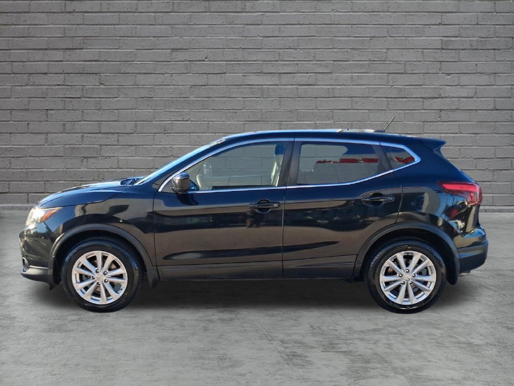 Used 2017 Nissan Rogue Sport S w/ S Appearance Package FWD image 10
