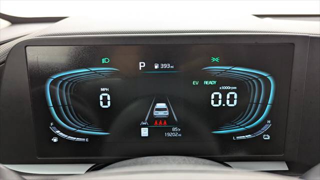 Used 2025 Kia Niro LX FWD image 23