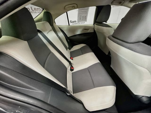 Used 2025 Toyota Corolla LE w/ LE Premium Package FWD image 25