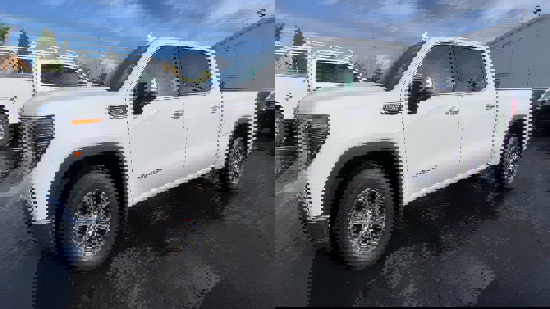 Used 2024 GMC Sierra 1500 SLT image 5