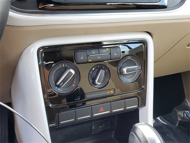 Used 2019 Volkswagen Beetle 2.0T S image 20