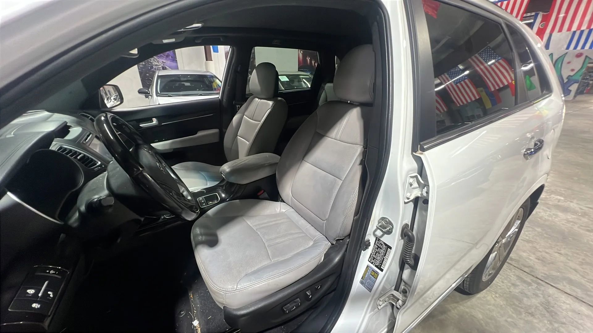 Used 2015 Kia Sorento SX image 5