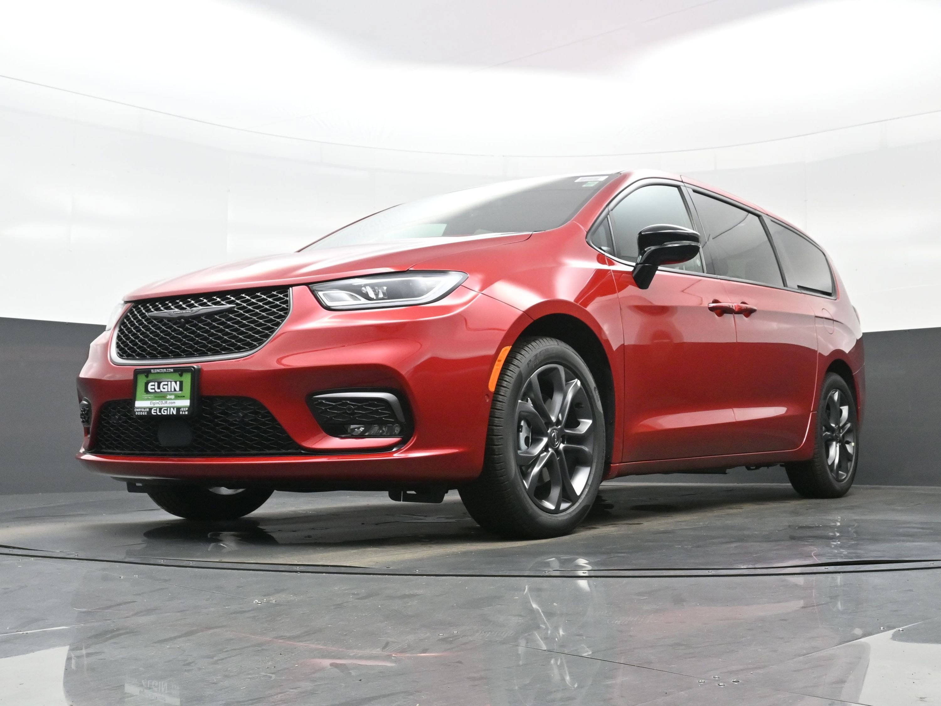 New 2026 Chrysler Pacifica Select image 12