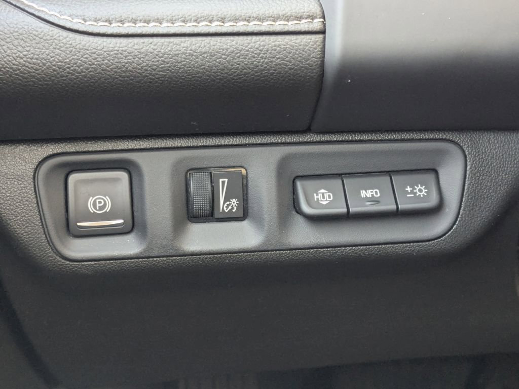 Certified 2023 GMC Acadia Denali w/ Denali Ultimate Package image 17