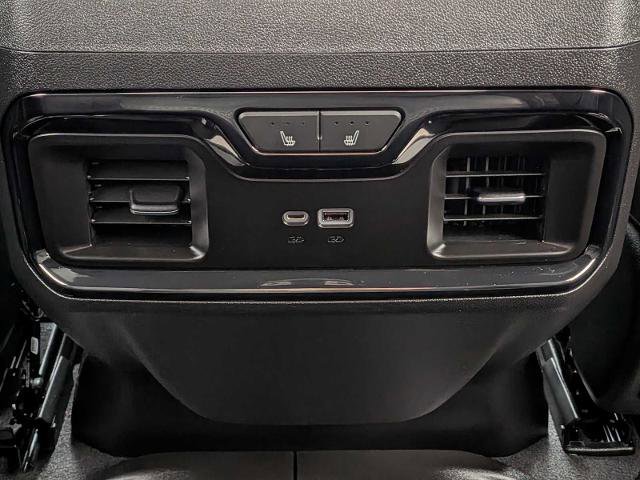 Used 2023 GMC Sierra 1500 AT4 w/ AT4 Premium Package image 26