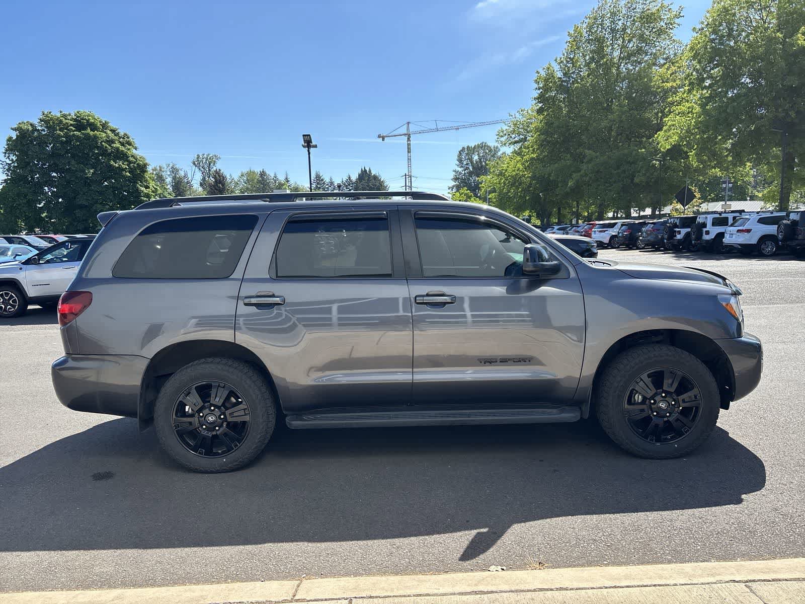 Used 2018 Toyota Sequoia TRD Sport AWD/4WD image 5