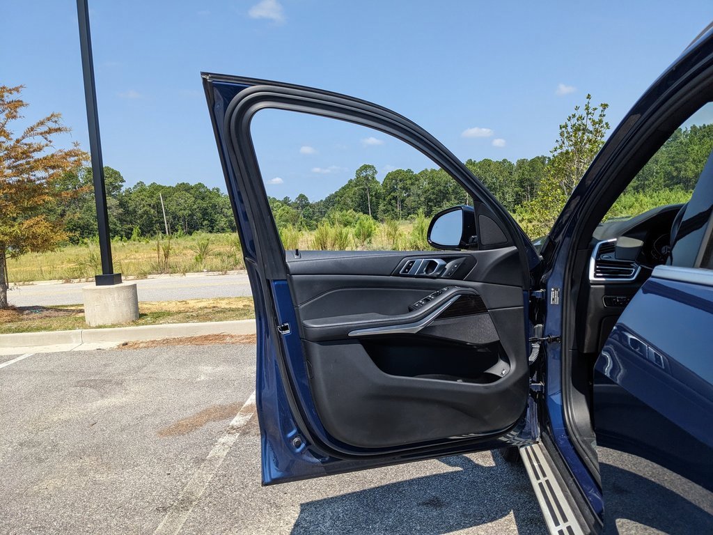 Used 2023 BMW X5 xDrive45e image 54