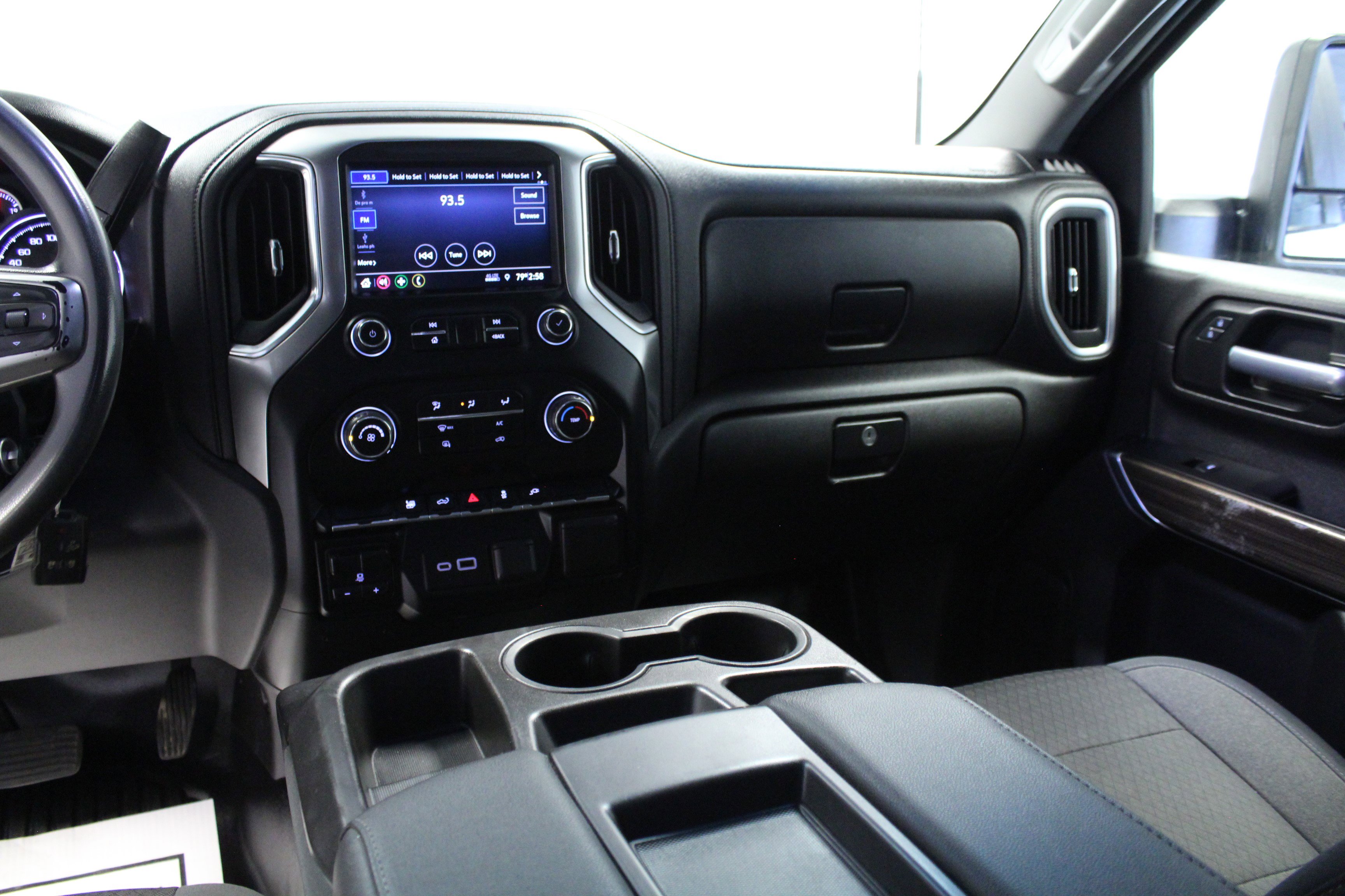 Used 2021 Chevrolet Silverado 3500 LT AWD/4WD image 19