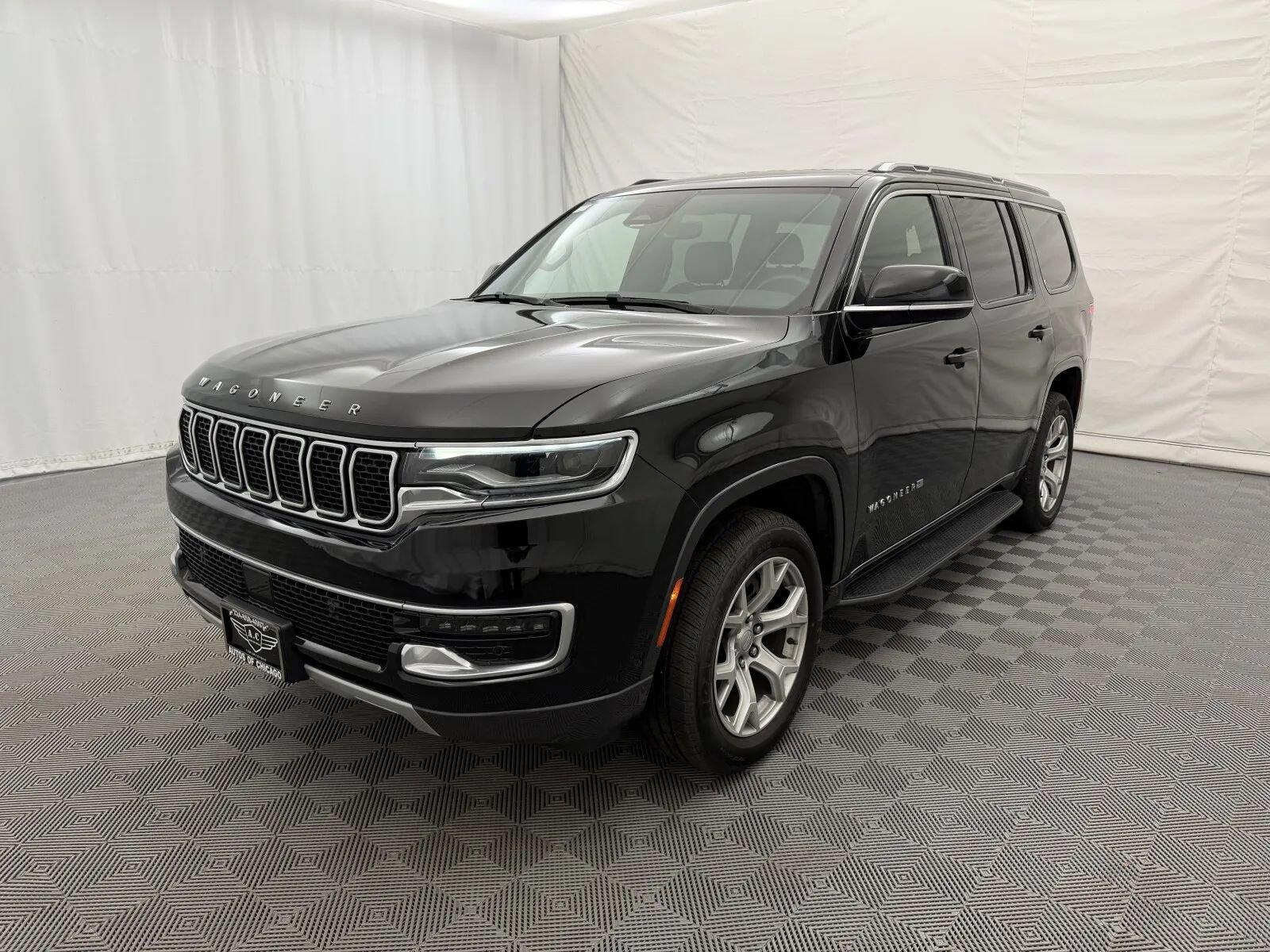 Used 2022 Jeep Wagoneer Series II AWD/4WD image 2