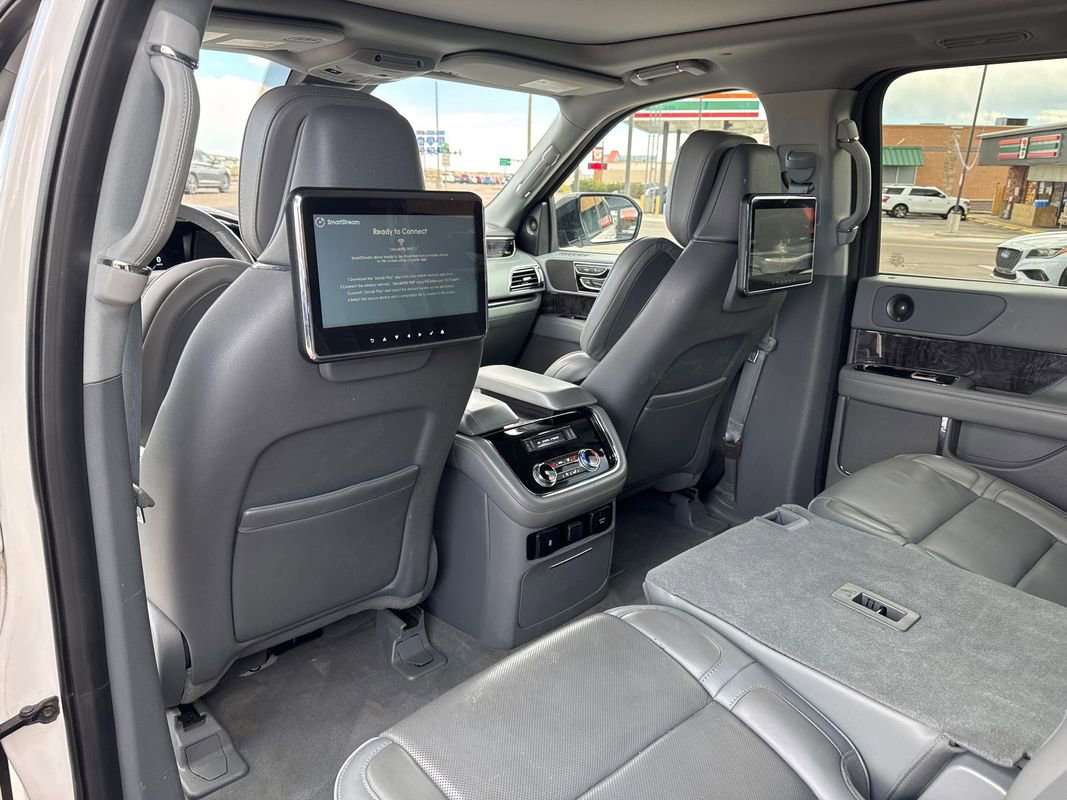 Used 2019 Lincoln Navigator L Reserve w/ Cargo Package AWD/4WD image 15