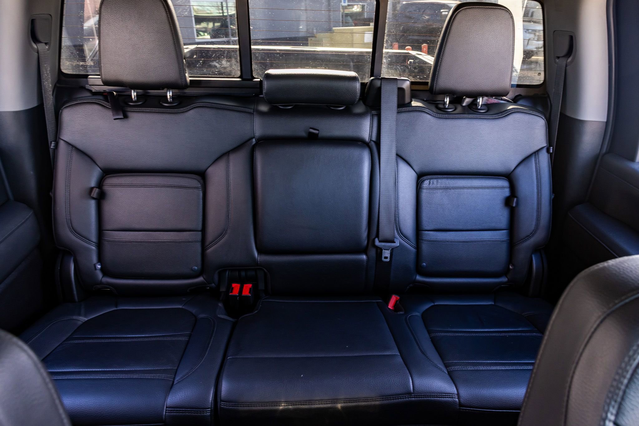 Used 2023 GMC Sierra 2500 Denali w/ Denali Black Diamond Edition image 31