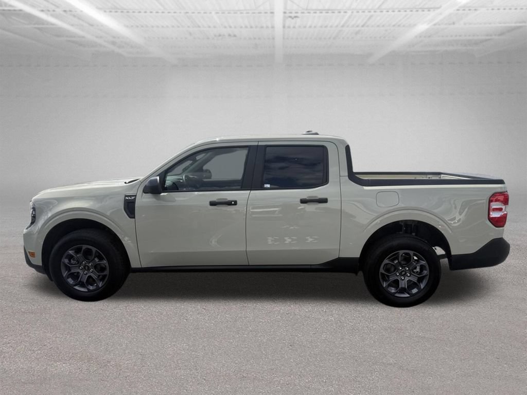 Used 2025 Ford Maverick XLT w/ Equipment Group 302A AWD/4WD image 11