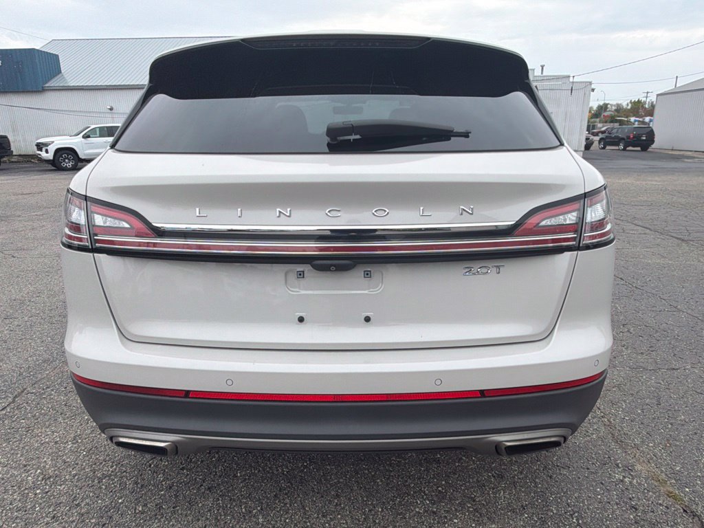 Used 2019 Lincoln Nautilus Select FWD image 4