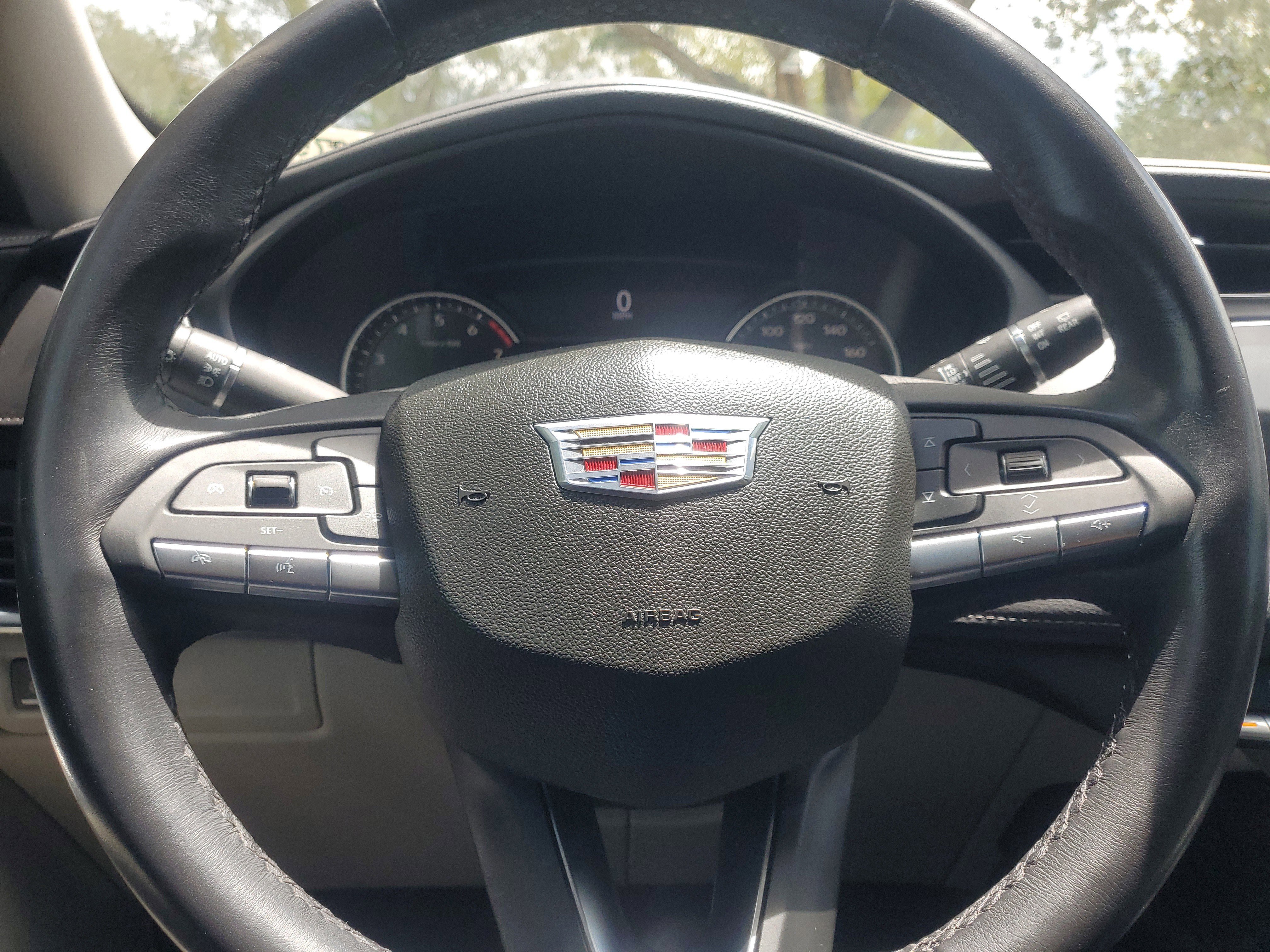 Used 2023 Cadillac XT4 Luxury FWD image 24