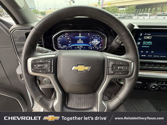 Used 2025 Chevrolet Silverado 2500 LT AWD/4WD image 16