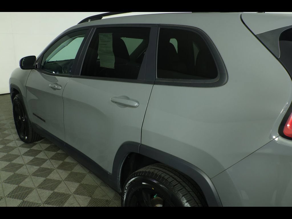 Used 2023 Jeep Cherokee Altitude Lux w/ Lux Elite Package AWD/4WD image 22