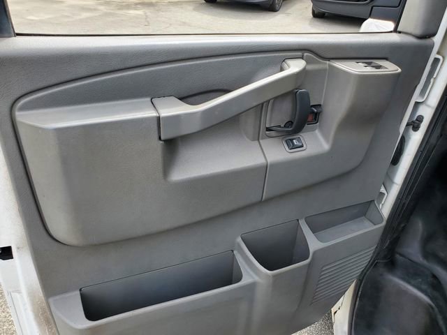 Used 2016 Chevrolet Express 2500 LS image 19