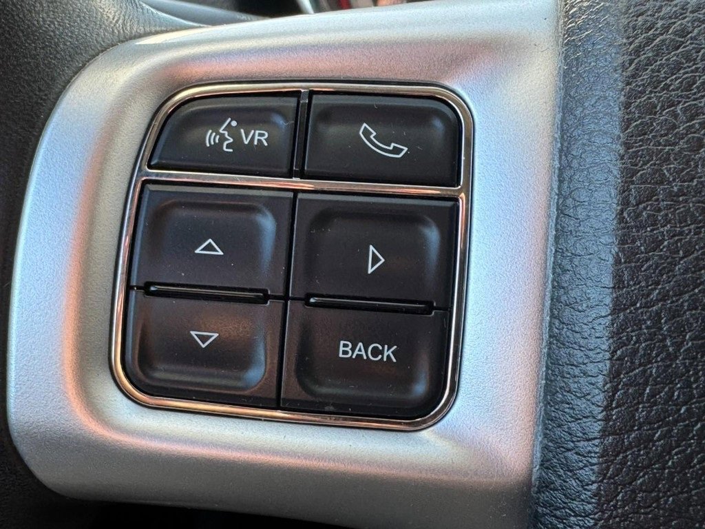 Used 2013 Dodge Durango Crew image 16