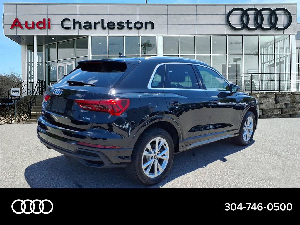 Certified 2025 Audi Q3 2.0T Premium w/ Convenience Package AWD/4WD image 3