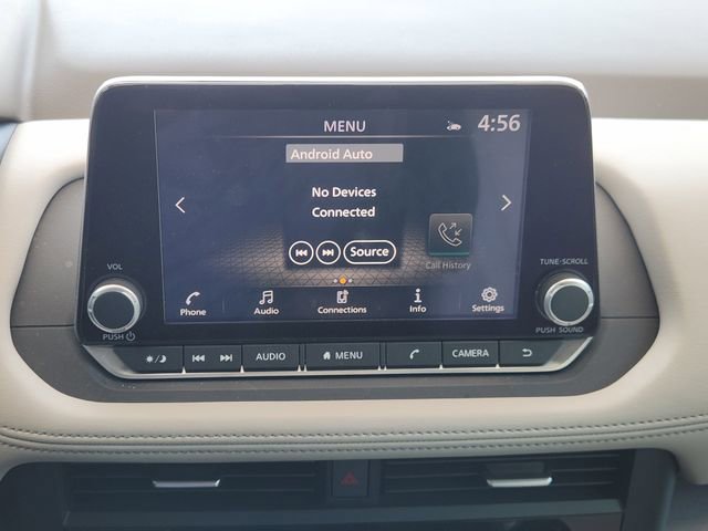 Used 2025 Nissan Rogue SV w/ SV Premium Package FWD image 12