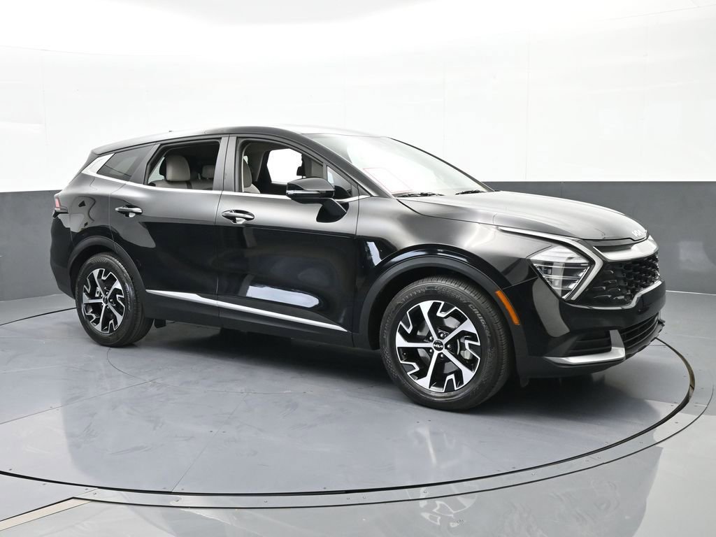 Used 2024 Kia Sportage EX image 8
