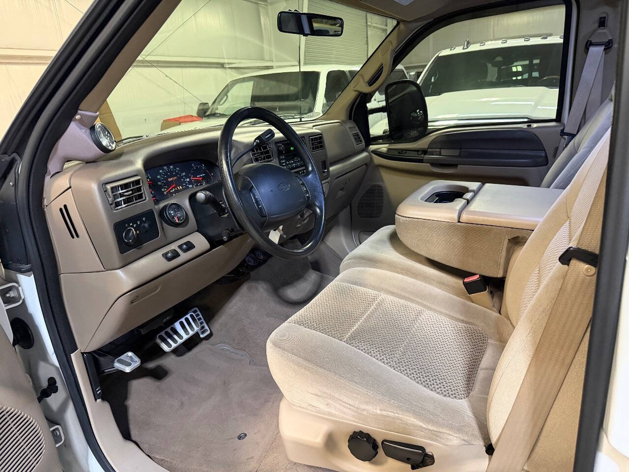 Used 2001 Ford F250 XLT AWD/4WD image 3