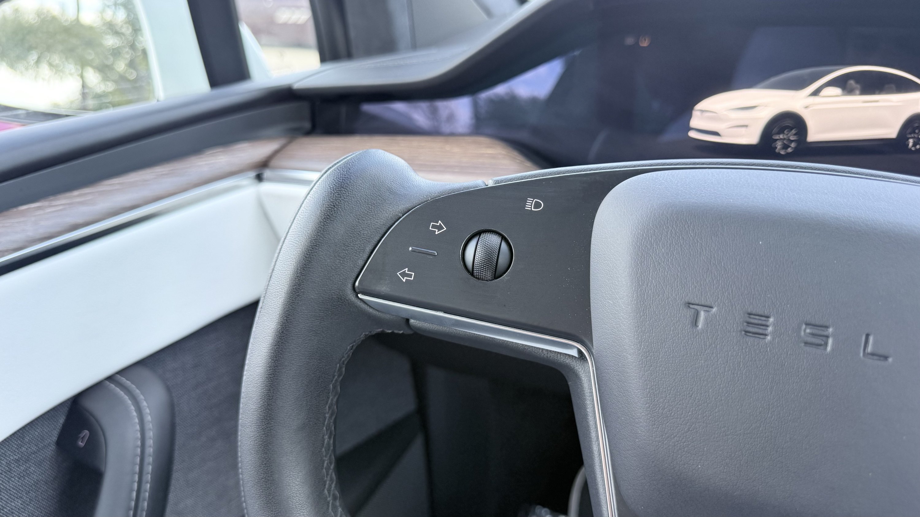 Used 2023 Tesla Model X AWD/4WD image 63