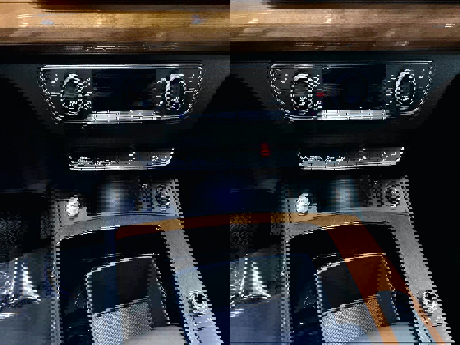 Used 2023 Audi Q5 2.0T Premium w/ Convenience Package image 33